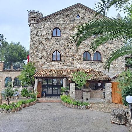 Hotel Lo Smeraldo Roccavivara Ngoại thất bức ảnh