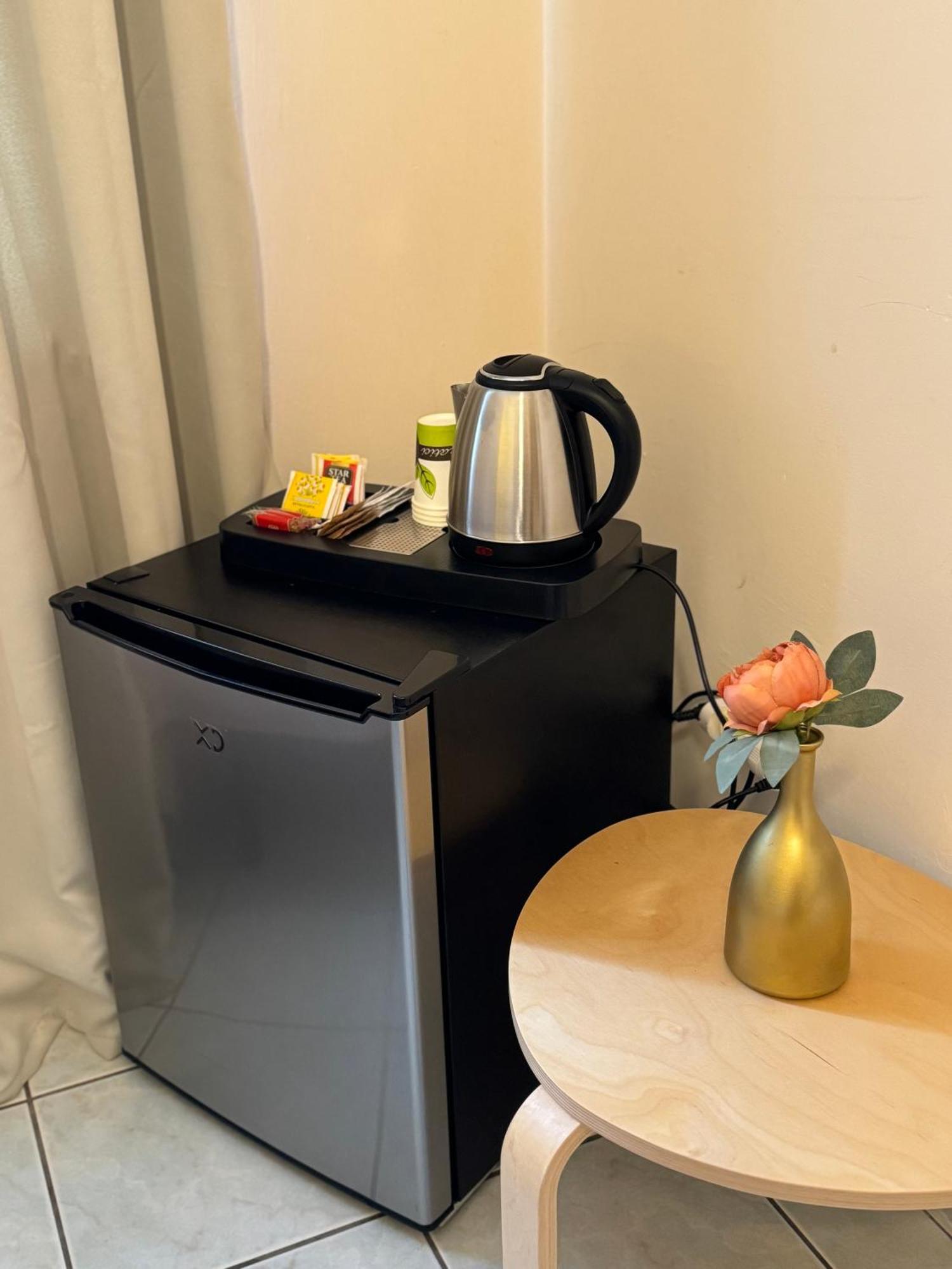 Hotel Lo Smeraldo Roccavivara Ngoại thất bức ảnh