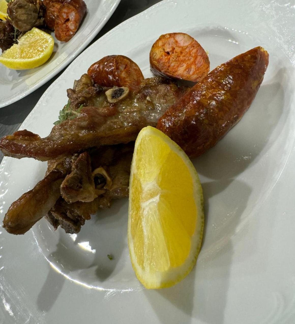 Hotel Lo Smeraldo Roccavivara Ngoại thất bức ảnh
